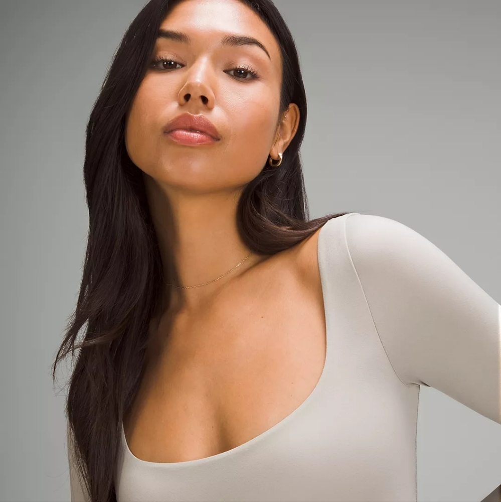 Lululemon Nulu Square Neck Bodysuit Long Sleeve Thong Cut NWT Size Medium (RVSN) - Picture 15 of 16